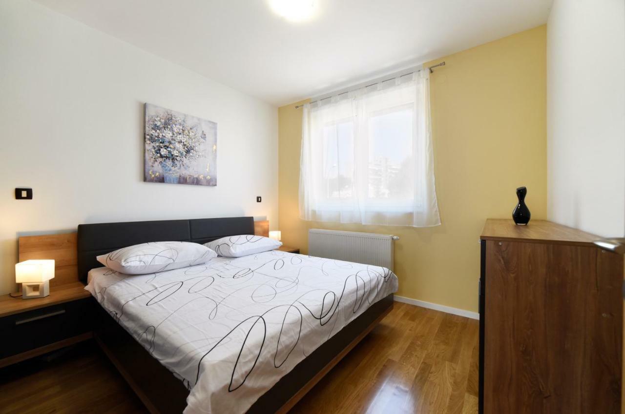 Ferienwohnung Precko7New Zagreb Exterior foto